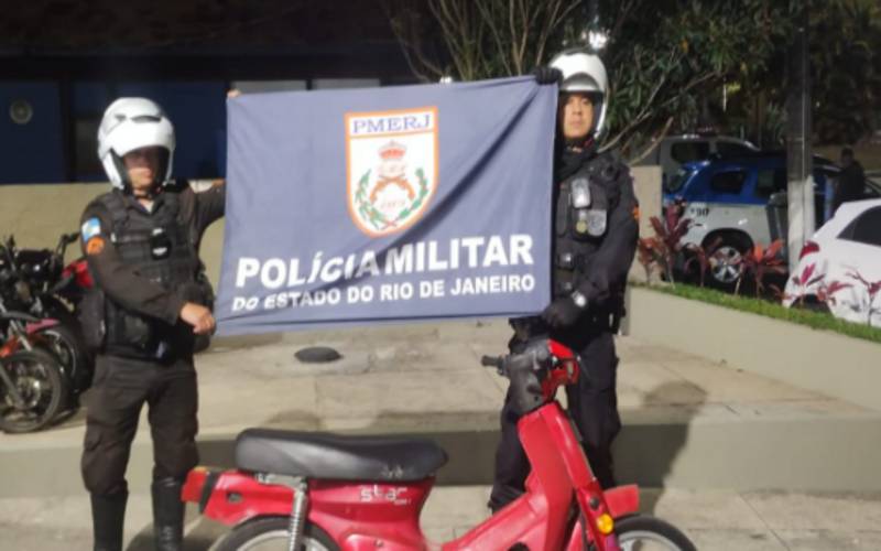 Polícia Militar apreende motoneta conduzida por adolescente em Itaipava: pais foram au