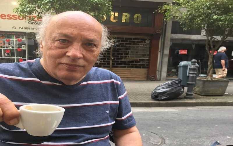 Morre Arthur Varella, aos 77 anos