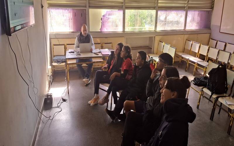 Alunos da rede municipal descobrem asteroide em projeto com validação da Nasa