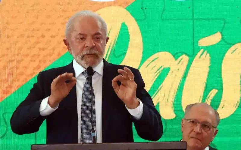 Lula diz que vai convidar Trump para a COP30, em Belém