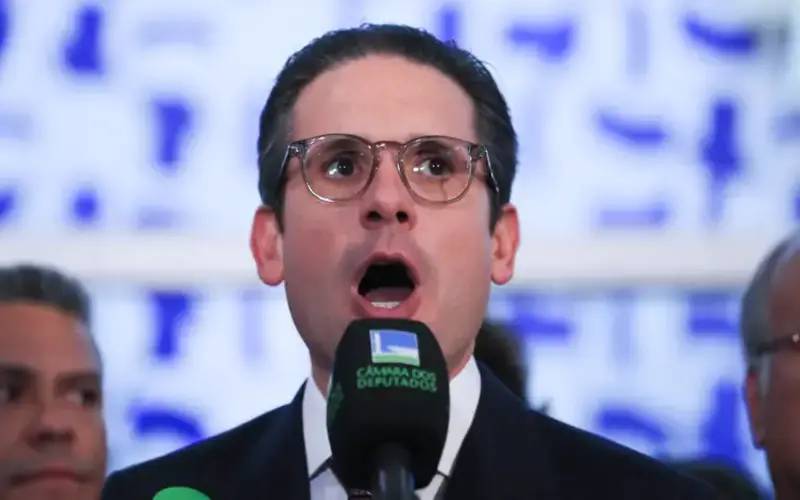 Motta: retomada do plenário da Câmara não foi condicionada à anistia