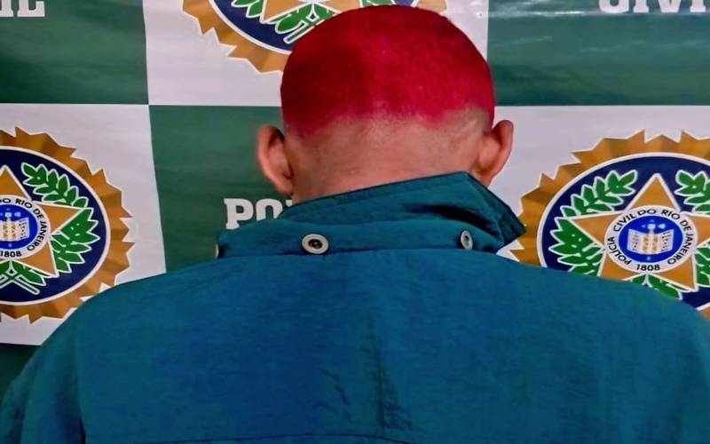 Homem é preso em flagrante por roubo e corrupção no Centro de Petrópolis