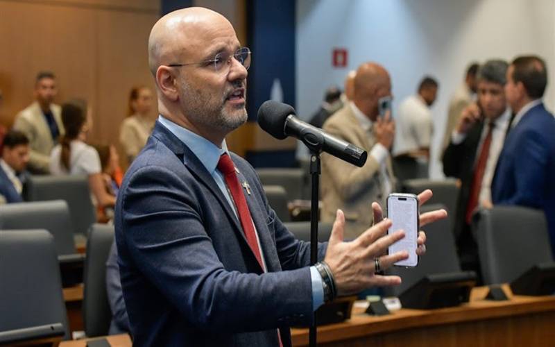 Idosos terão direito a receber vacina contra pneumonia no estado do Rio