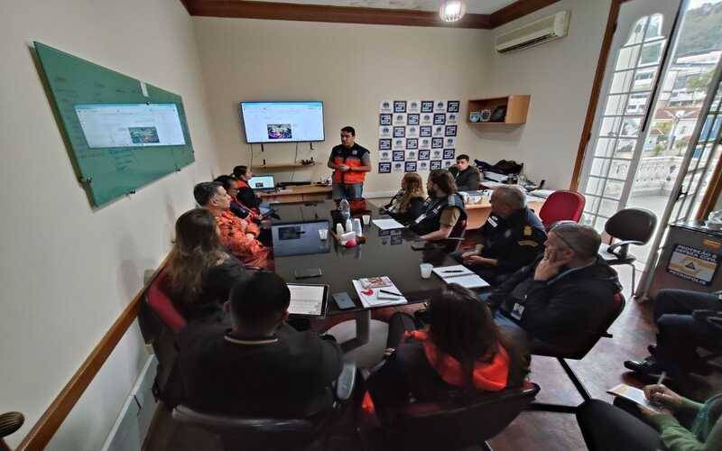 Prefeitura realiza primeira reunião de alinhamento para simulado de chuva