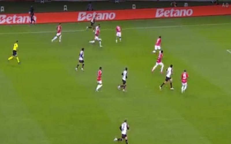 Brasileirão: Flamego vence o Internacional e Vasco goleia o Santos