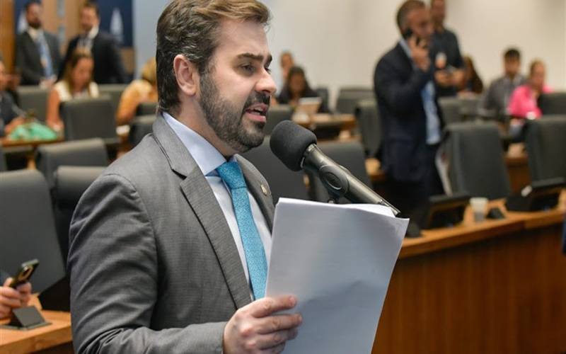Alerj aprova programa de doação de sensores  de glicose para pessoas com diabetes