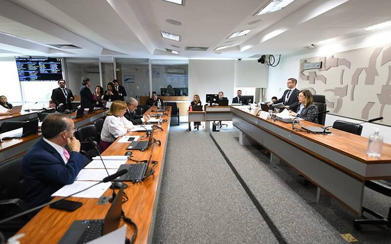 CAS analisa inclusão da imunoterapia nos tratamentos contra o câncer