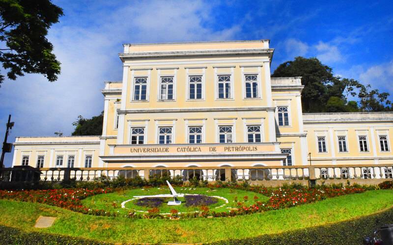 Novas regras do MEC garantem o futuro do EAD na Educação em Petrópolis
