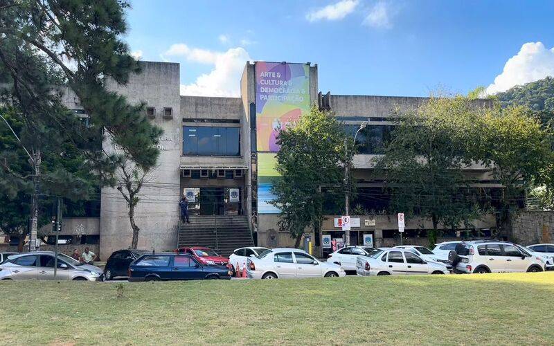 Prefeitura abre novo serviço de agendamento para utilização dos espaços do Centro de C
