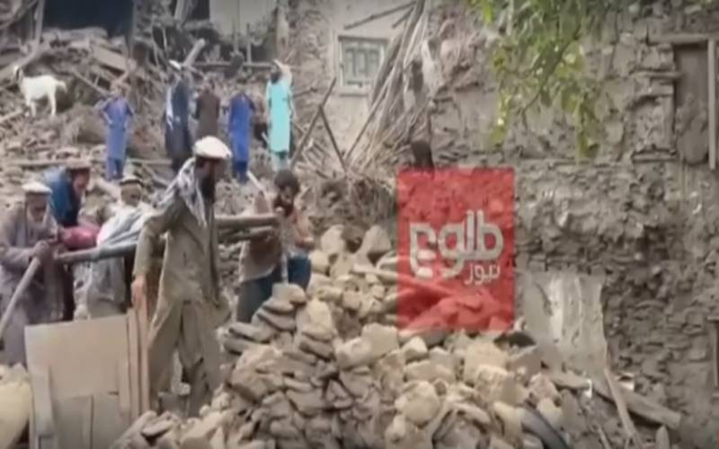 Mais de 800 mortos: terremoto atinge o Afeganistão