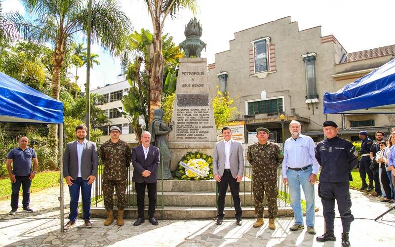 Prefeitura abre oficialmente a Semana da Pátria em Petrópolis
