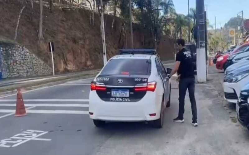 Ação conjunta: polícia recupera motocicleta roubada