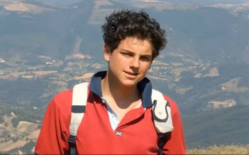 Carlo Acutis é canonizado e se torna o primeiro santo millenial da Igreja Católica 