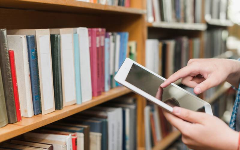 Biblioteca Demonstrativa promove oficina sobre inteligência artificial no atendimento 