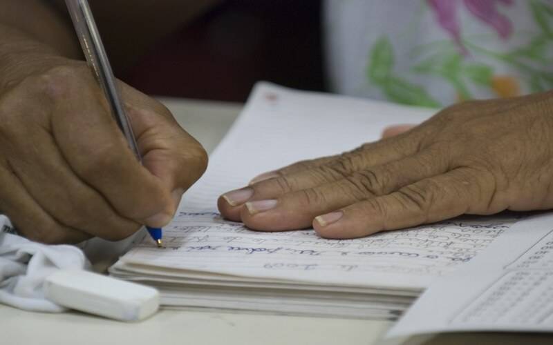 MEC lança estudo e coleção de cadernos para EJA