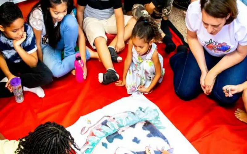 Taxa de matrícula em ensino infantil no Brasil é quase 3 vezes maior que na OCDE