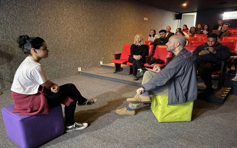 Primeira aula da 8ª edição do curso gratuito “Fazendo Meu Primeiro Filme” é realizada 