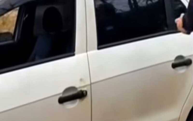 Polícia civil recupera veículo roubado na Posse