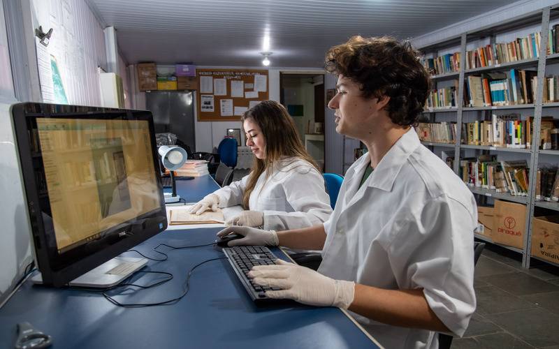 Vestibular Cederj 2026.1 tem prazo para isenção de taxa e pré-inscrição no sistema de 