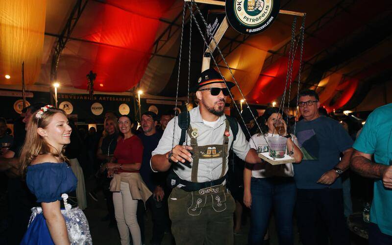 Oktoberfest Petrópolis 2025 encerra programação com 65 mil visitantes