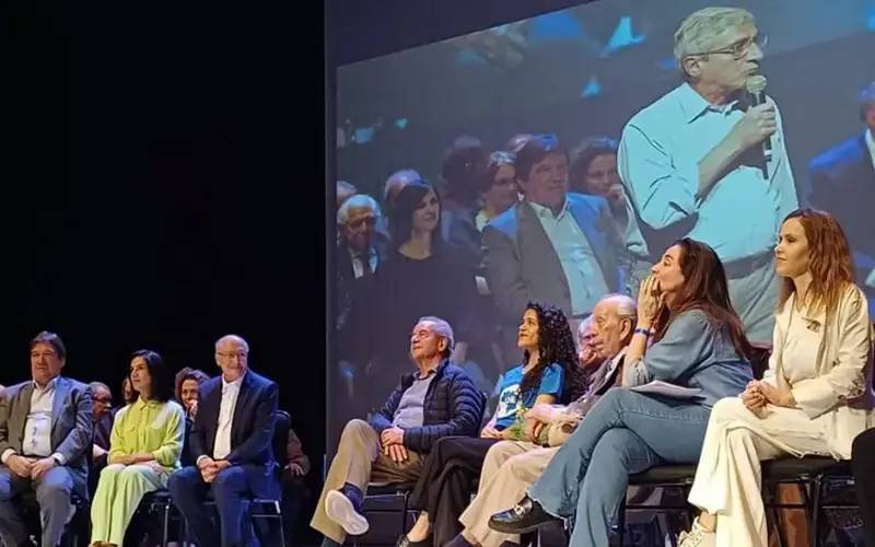 Ato em SP condena anistia e defende democracia e soberania nacional