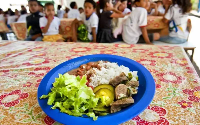 MPRJ recomenda regularização da merenda escolar em Petrópolis