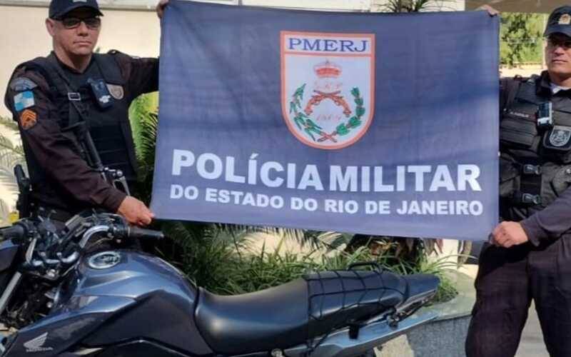 Posse: PM recupera motocicleta roubada