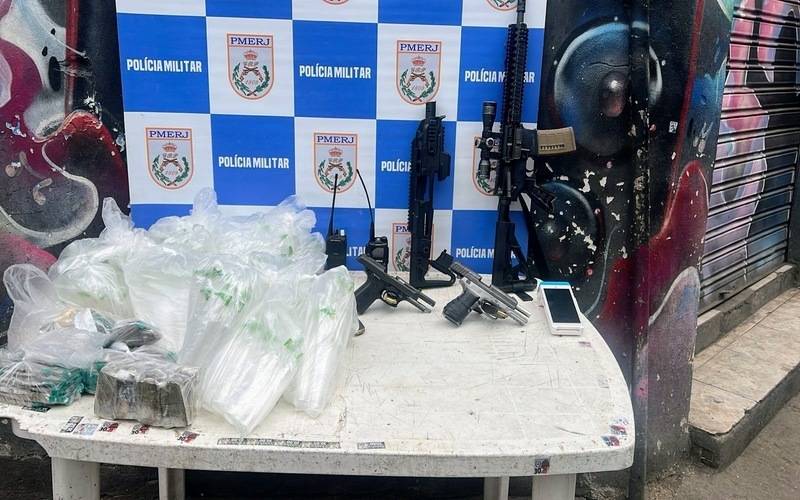 Estado do Rio chega à marca de 500 fuzis apreendidos pela Polícia Militar em 2025