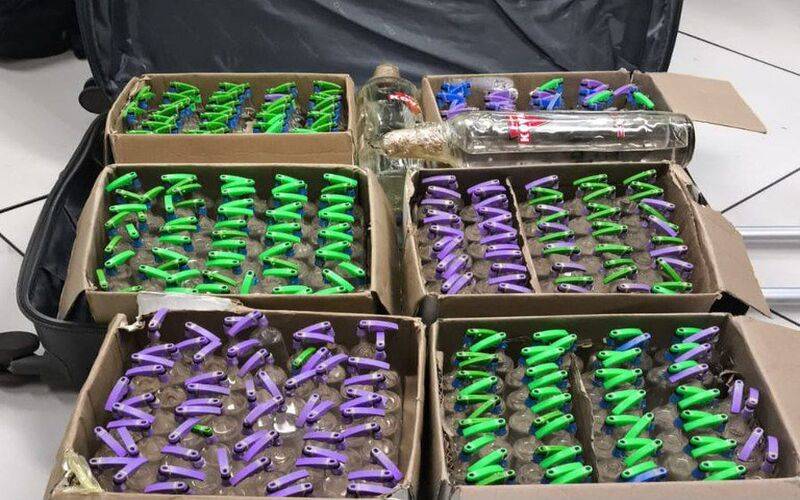 Mais de 300 frascos de lança-perfume apreendidos pela Polícia Rodoviária Federal na ci