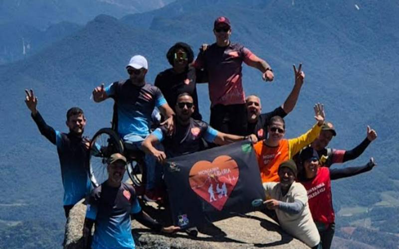 Acessibilidade: cadeirantes conquistam o Pico da Caledônia no Parque Estadual dos Três