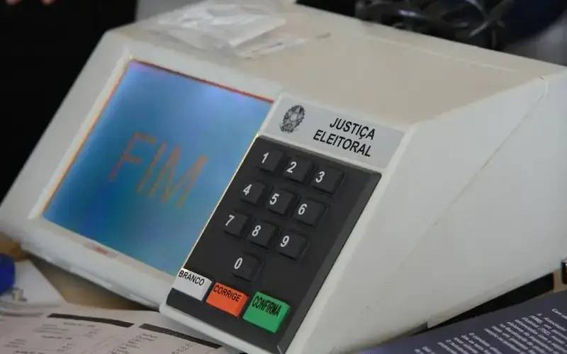 Com vetos, Lula sanciona limite para inelegibilidade por Ficha Limpa