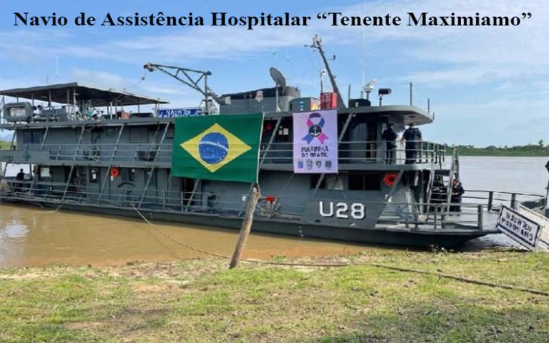 (foto 6 navio Tenente Maximiamo)