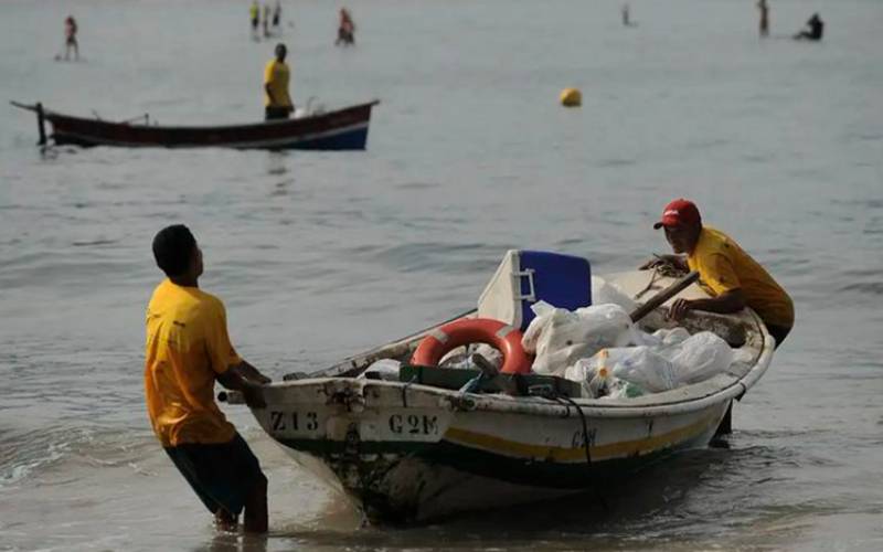 Decreto de Lula institui a Estratégia Nacional Oceano sem Plástico de 2025 a 2030