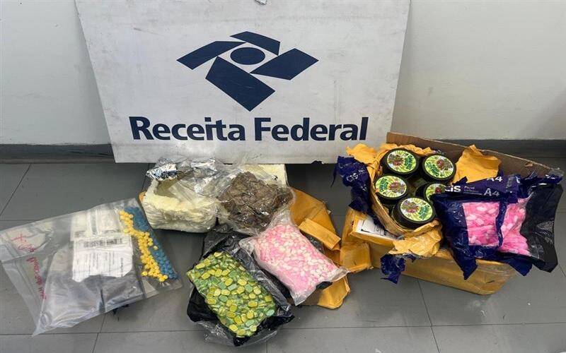 Receita Federal apreende cerca de R$ 150 mil em drogas em transportadora no Rio de Jan