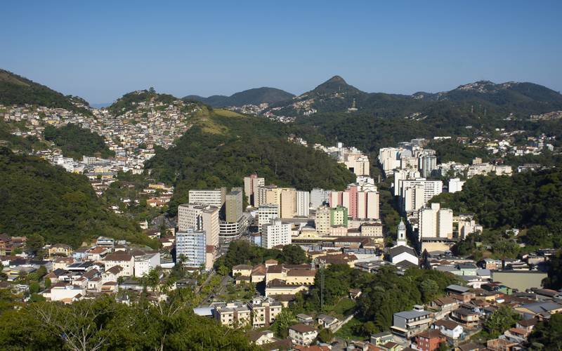 Micro e pequenas empresas são a maior parte da força de trabalho petropolitano