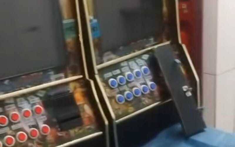 PM apreende máquinas caça-níqueis no Centro