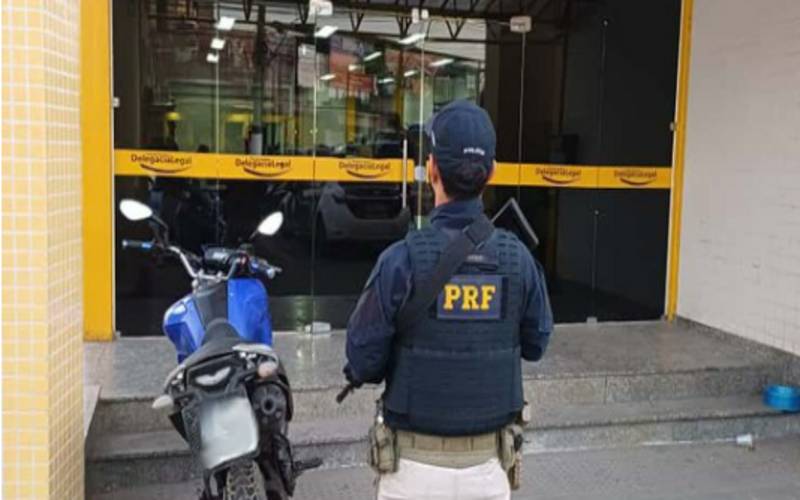 PRF recupera moto adulterada após acidente com vítimas na BR-040
