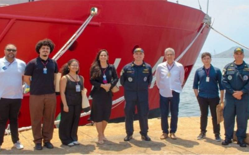 Biblioteca Nacional realiza ação de difusão cultural na Antártica em parceria com a Ma