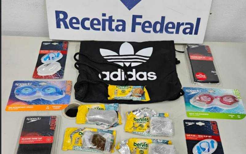 Receita Federal apreende haxixe em embalagens de biscoito no Aeroporto do Galeão/RJ