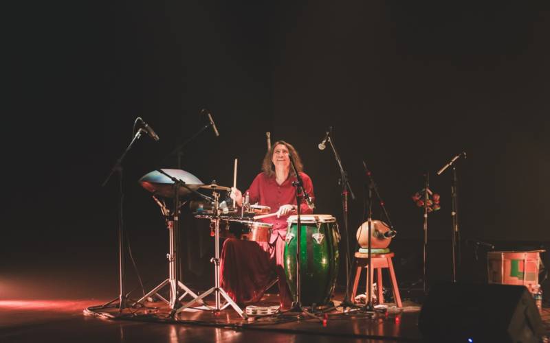 Centro Cultural Sesc Quitandinha recebe noite de brasilidade e jazz com Marco Lobo Qui