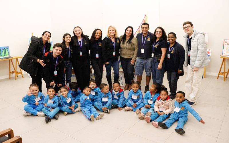 Exposição apresenta obras do Prêmio Jabutizinho no Pátio Petrópolis Shopping