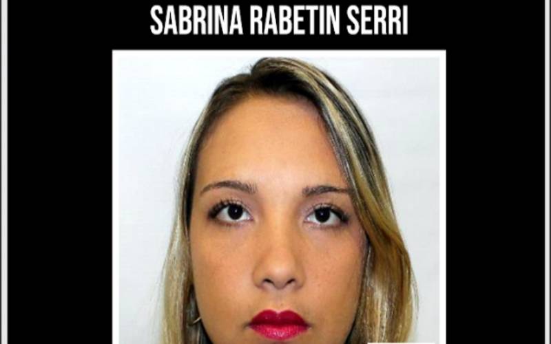 Disque Denúncia pede informações sobre enfermeira envolvida na morte de jovem em clíni