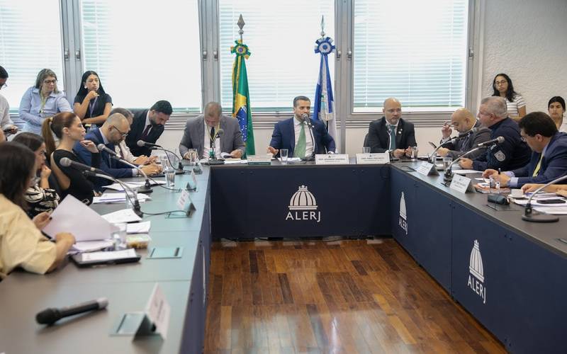 Secretário de Polícia Militar anuncia na Alerj a posibilidade de recondução de 5 mil i