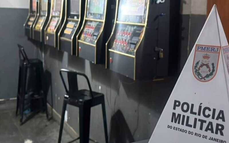 Centro: PM apreende 8 máquinas de jogos de azar