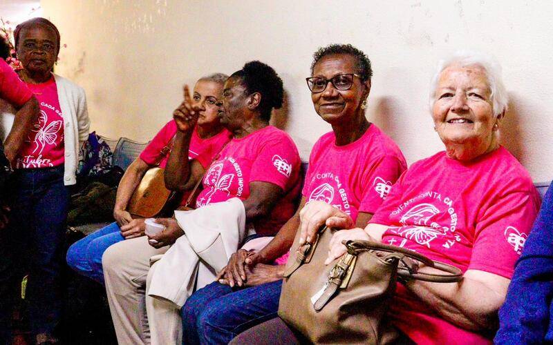 Prefeitura promove dia D do outubro rosa neste sábado (18)