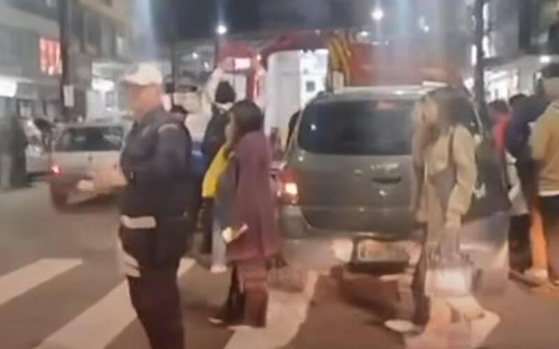 Mulher é atropelada no Centro de Petrópolis