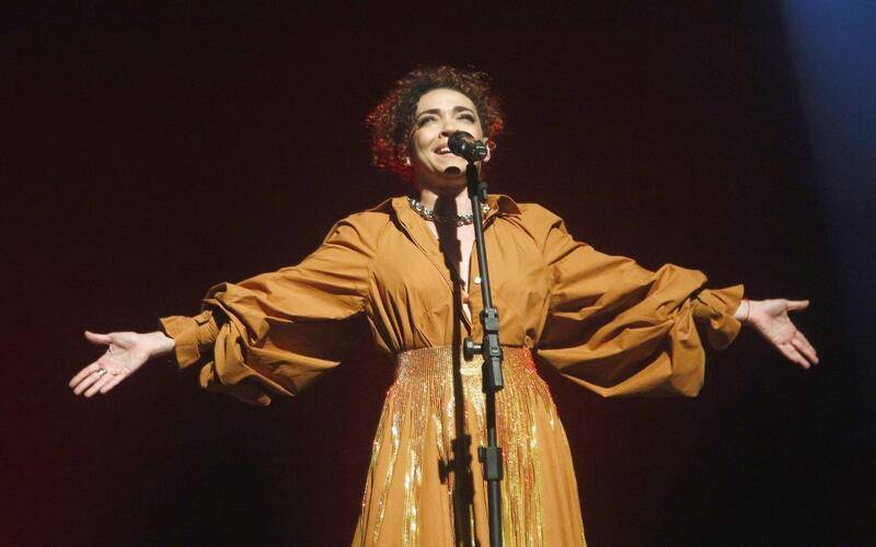 Teatro Imperial celebra dois anos e anuncia show “Laila Garin canta Elis Regina”