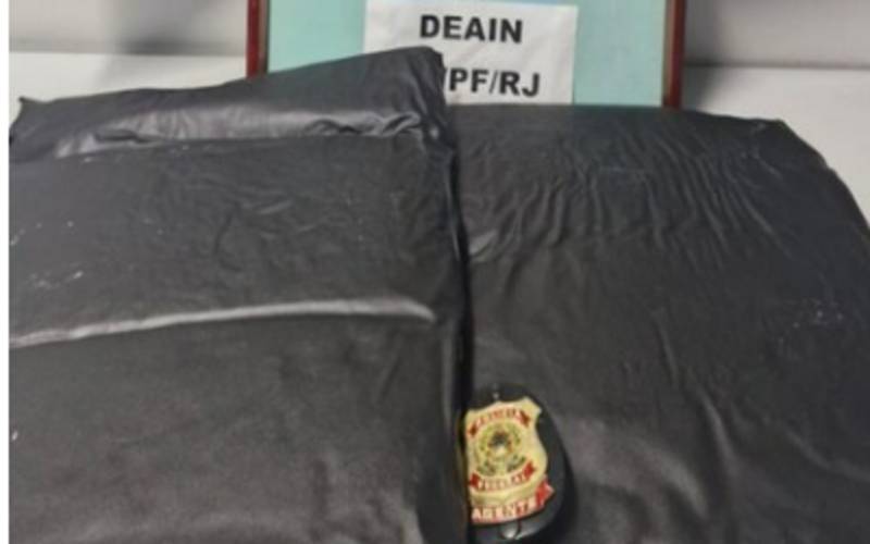 PF prende espanhola com cerca de 12kg de cocaína, no Aeroporto do Galeão