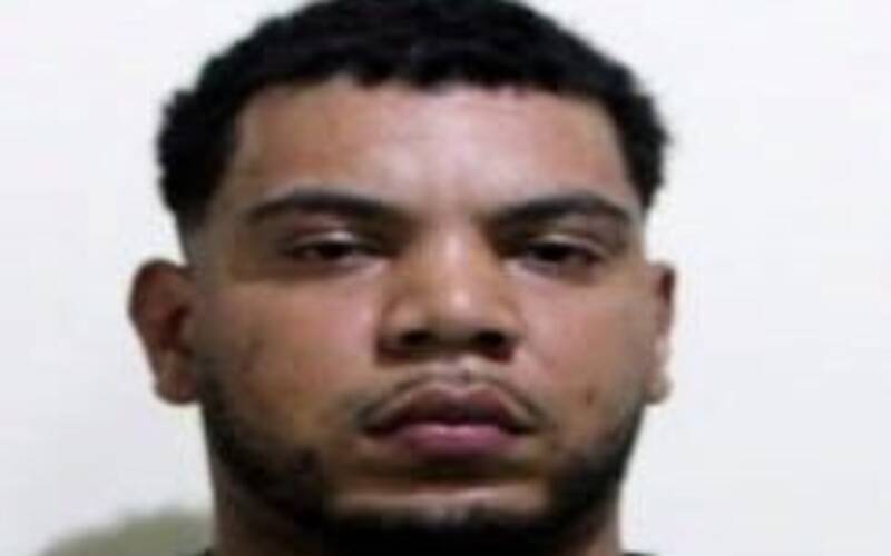 Homem flagrado dirigindo caminhão roubado em Petrópolis é preso em Caxias