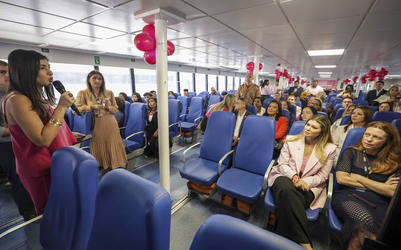 Governo do Estado celebra 190 anos do transporte aquaviário com lançamento de um passe